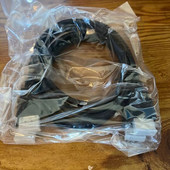 HDMI USB KVM Switch 2 in 1 out, 4K x 2K High Definition - Picture 6 of 7